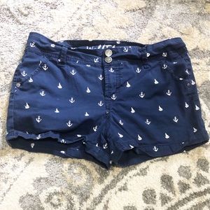 Wall Flower 🌸 Navy Shorts